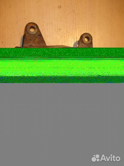 Кулак поворотный задний правый (Infiniti QX56)