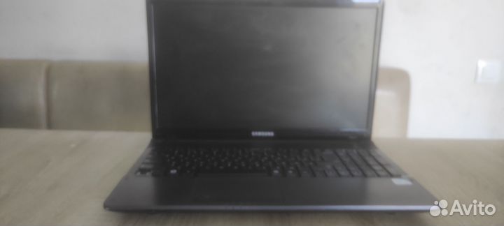 Samsung NP300E5X