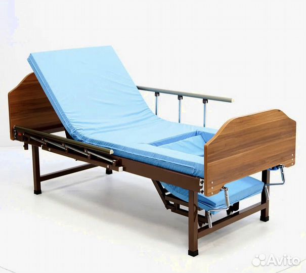 Медицинская кровать для лежачих больных