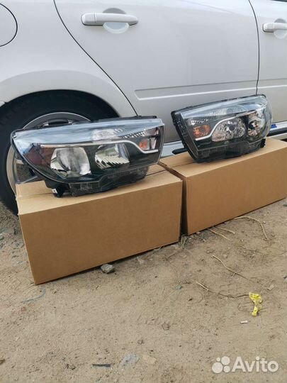 Передние фары Лада Веста, LADA Vesta