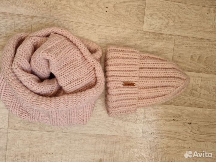 Комплект шапка и снуд женский
