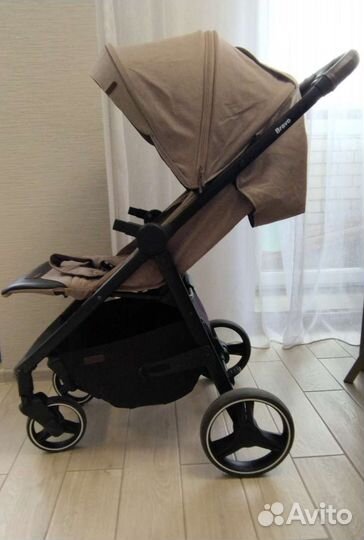 Прогулочная коляска Carrello Bravo