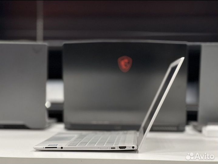Шустрый HP 13*IPS SSD Металл