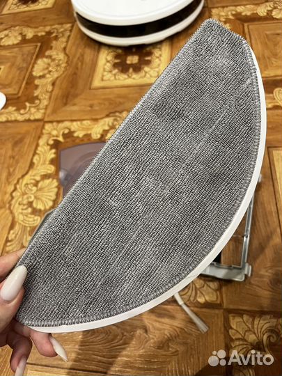 Робот пылесос