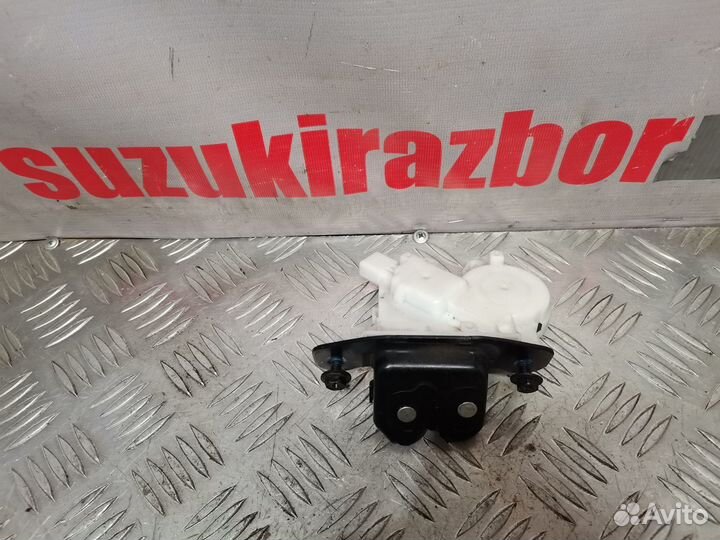 Замок багажника Suzuki SX4 Scross 2014г
