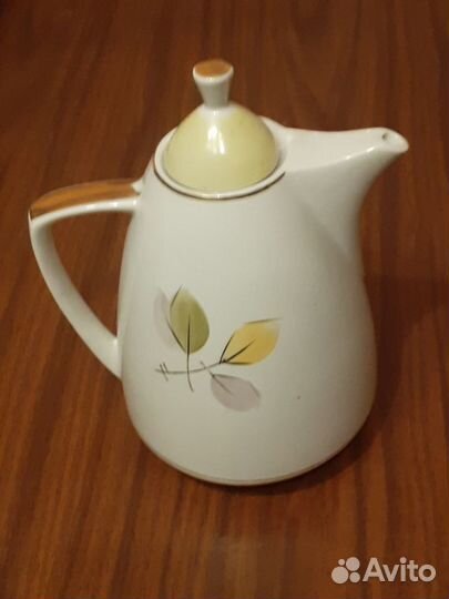 Кофейник фарфоровый старая рига