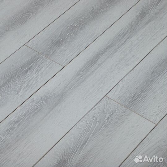 Ламинат Amadei Кастаньеты 8.32 Ангиари 4001