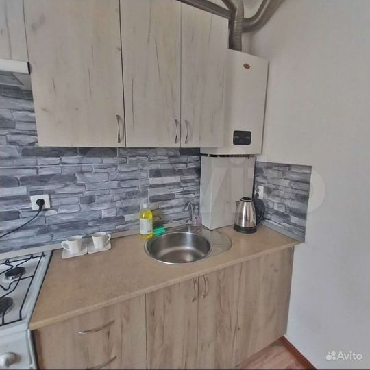 1-к. квартира, 40 м², 8/10 эт.