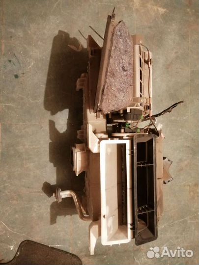 Митсубиси ланцер 10 печка в сборе