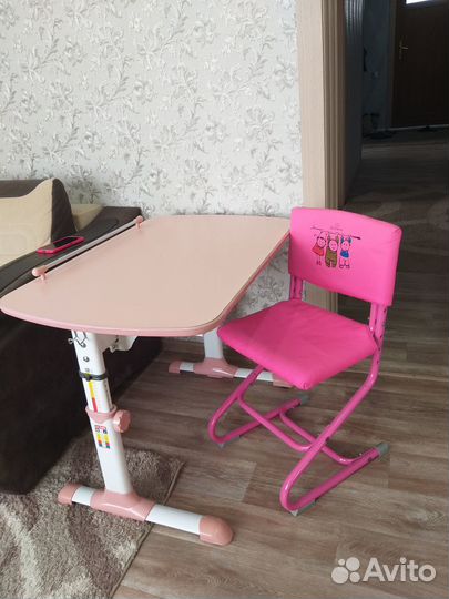 Парта и стул для школьника