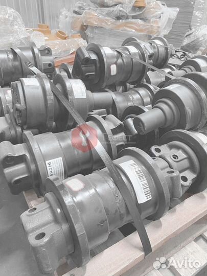 Каток поддерживающий Doosan DX340LCA 200105-00003B