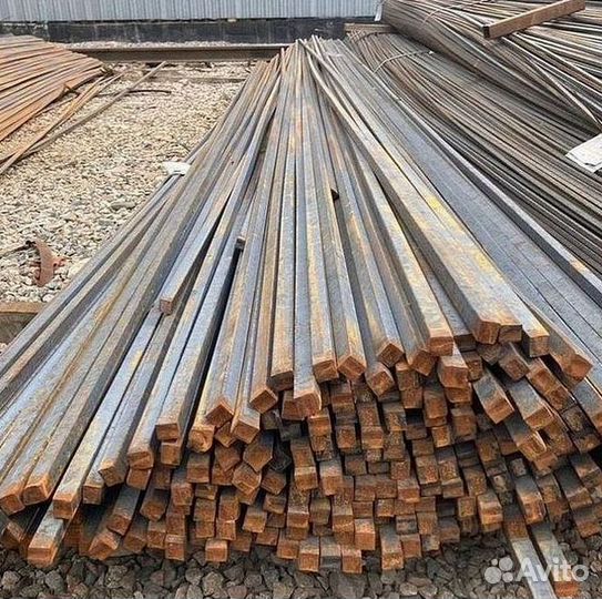 Квадрат стальной