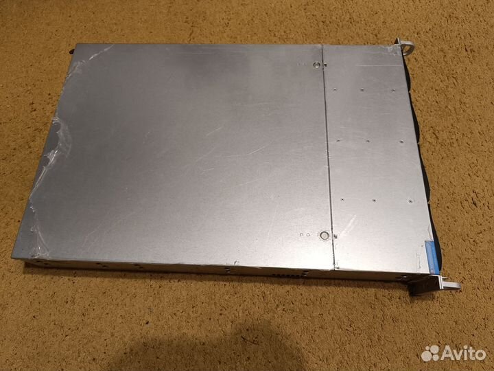 Сервер Supermicro в корпусе CSE-826
