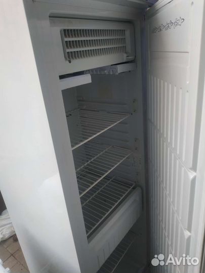 Морозильная камера indesit