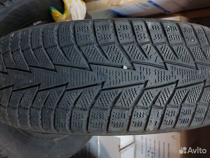 Hankook Winter I'Cept IZ2 185/60 R15