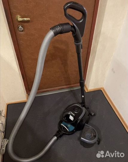 Пылесос Samsung 1800w
