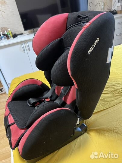 Автокресло Recaro 9-18 кг