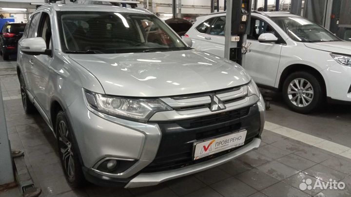 Mitsubishi Outlander 2.4 CVT, 2015, 185 519 км