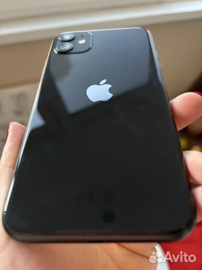 iPhone 11, 64 ГБ