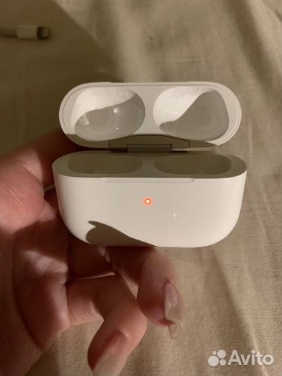 Кейс apple airpods