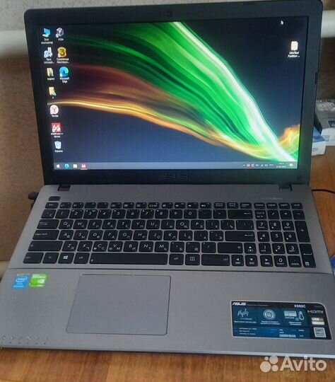 Ноутбук asus X550c