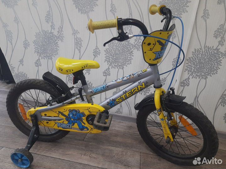 Детский трехколесный велосипед