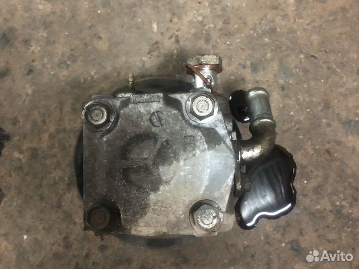 Suzuki grand vitara насос гура