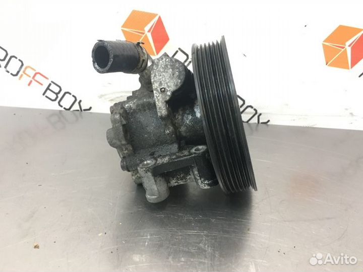 Насос гидроусилителя руля Mercedes C-Class W203