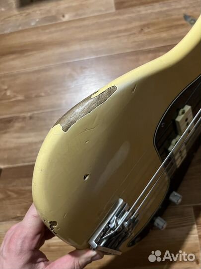 Бас Fender Precision 1983 USA