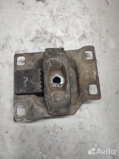 Опора кпп Ford Focus 1