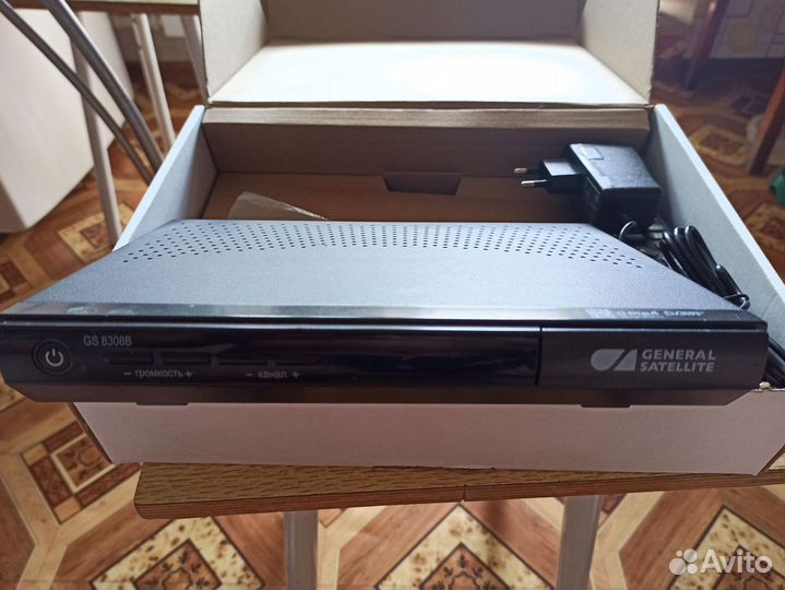 Ресивер триколор gs8308