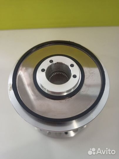 Алюминиевый стакан под спортивный руль