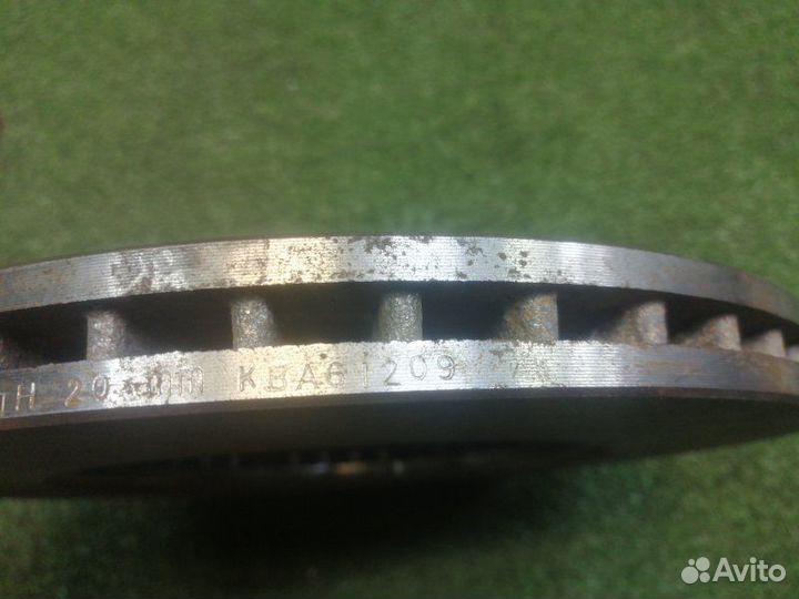 Диск тормозной передний Ford Focus 1998-2007