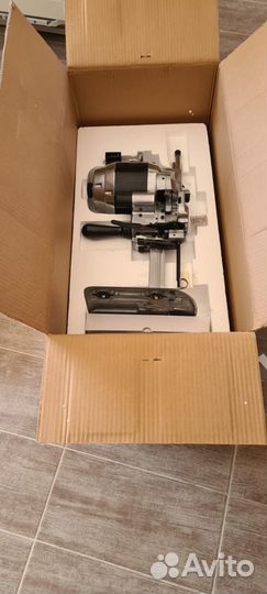 CZD-3 Вертикальный сабельный раскройный нож