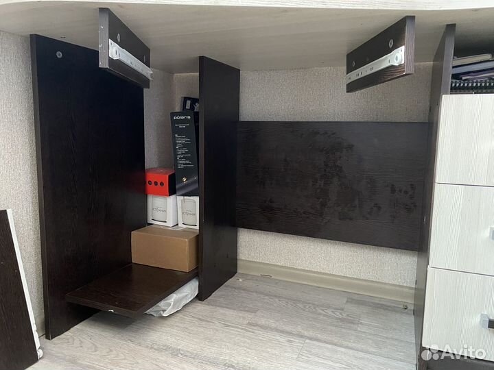 Компьютерный стол