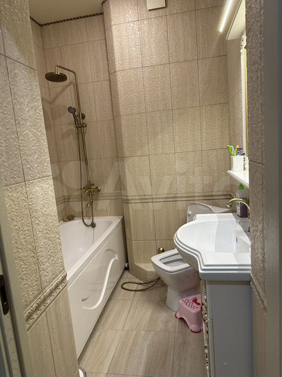 2-к. квартира, 78,8 м², 6/9 эт.