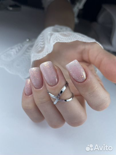 Мастер маникюра и педикюра