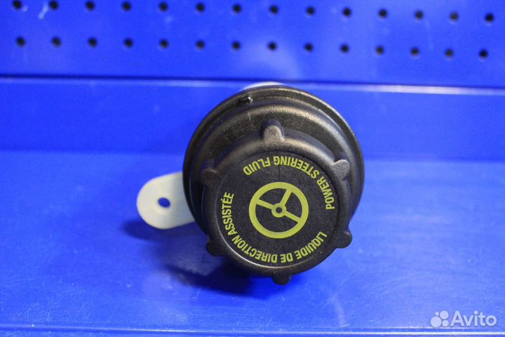 Бачок Гур Форд Фокус 2 1420238