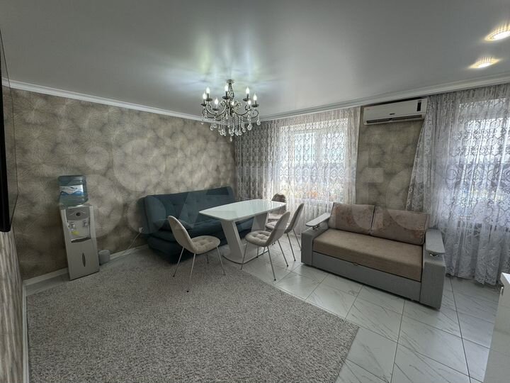 2-к. квартира, 63 м², 9/10 эт.