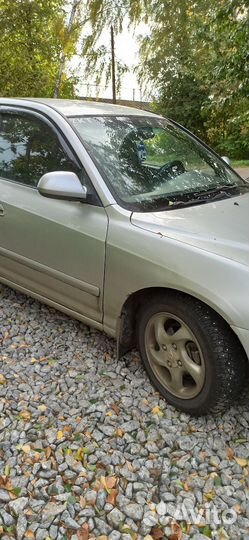 Hyundai Elantra 2.0 МТ, 2000, 290 000 км