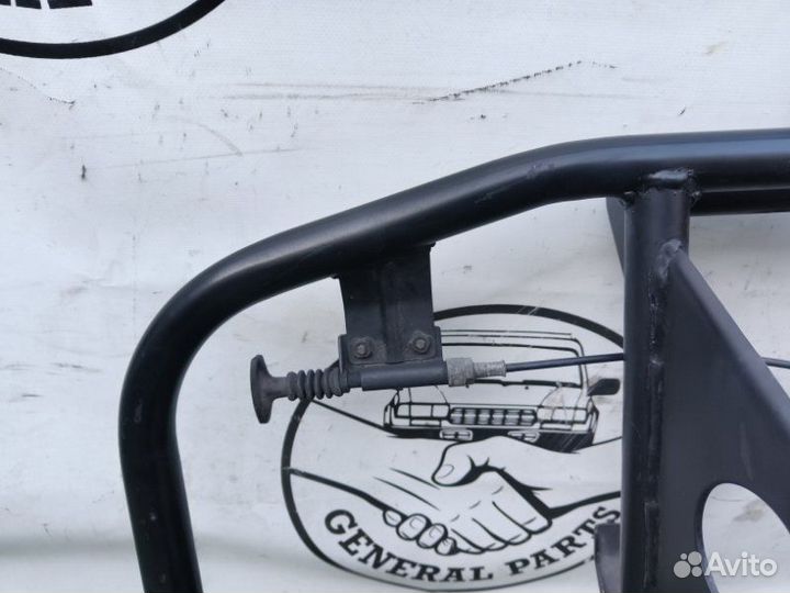 Крепление запасного колеса Toyota Land Cruiser