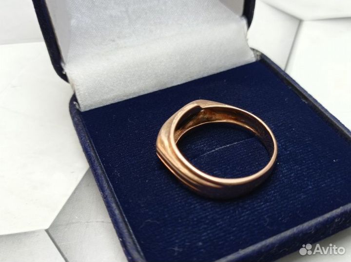Золотое кольцо 585 пробы массой 4.9 грамма(19)