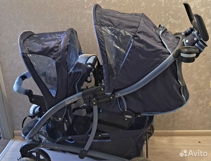 Коляска для двойни или погодок