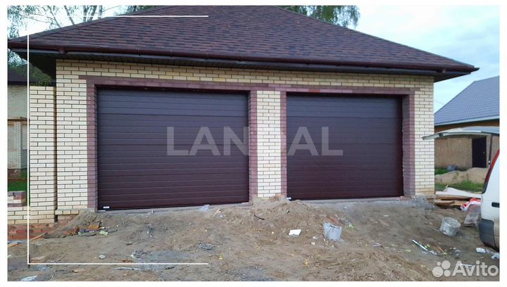 Гаражные секционные ворота