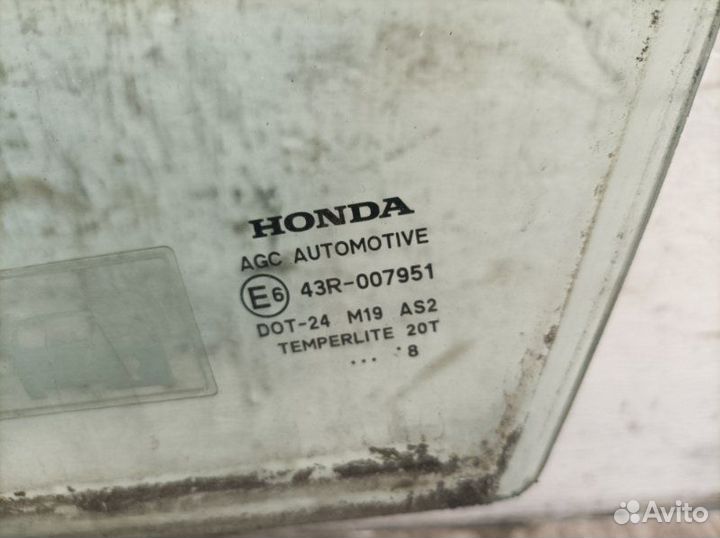 Стекло переднее левое Honda Civic хетчбэк 5дв