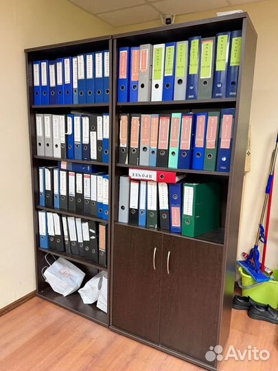 Офисная мебель бу столы тумбы шкафы