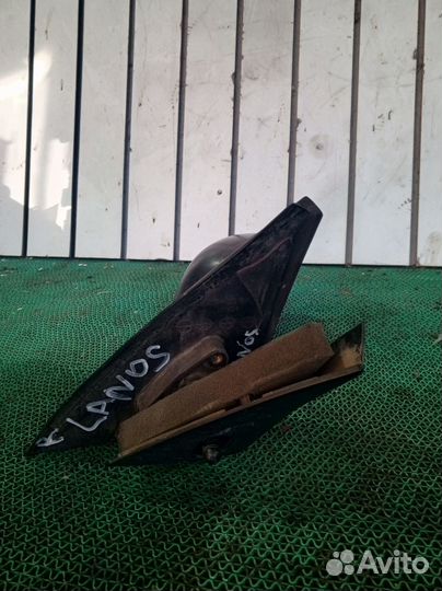 Зеркало правое Lanos