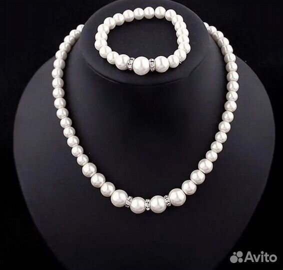 Жемчужное ожерелье и браслет