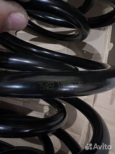 Пружины задние вольво хс 60 Швеция