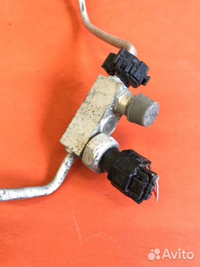 Трубки кондиционера Toyota Camry AVV50 2012